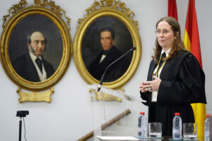 Acto ingreso María Belén López Espada