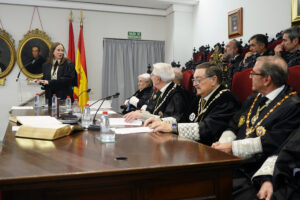 Acto ingreso María Belén López Espada