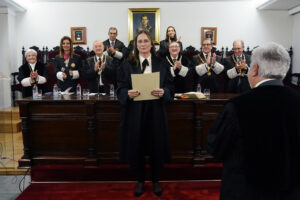Acto ingreso María Belén López Espada