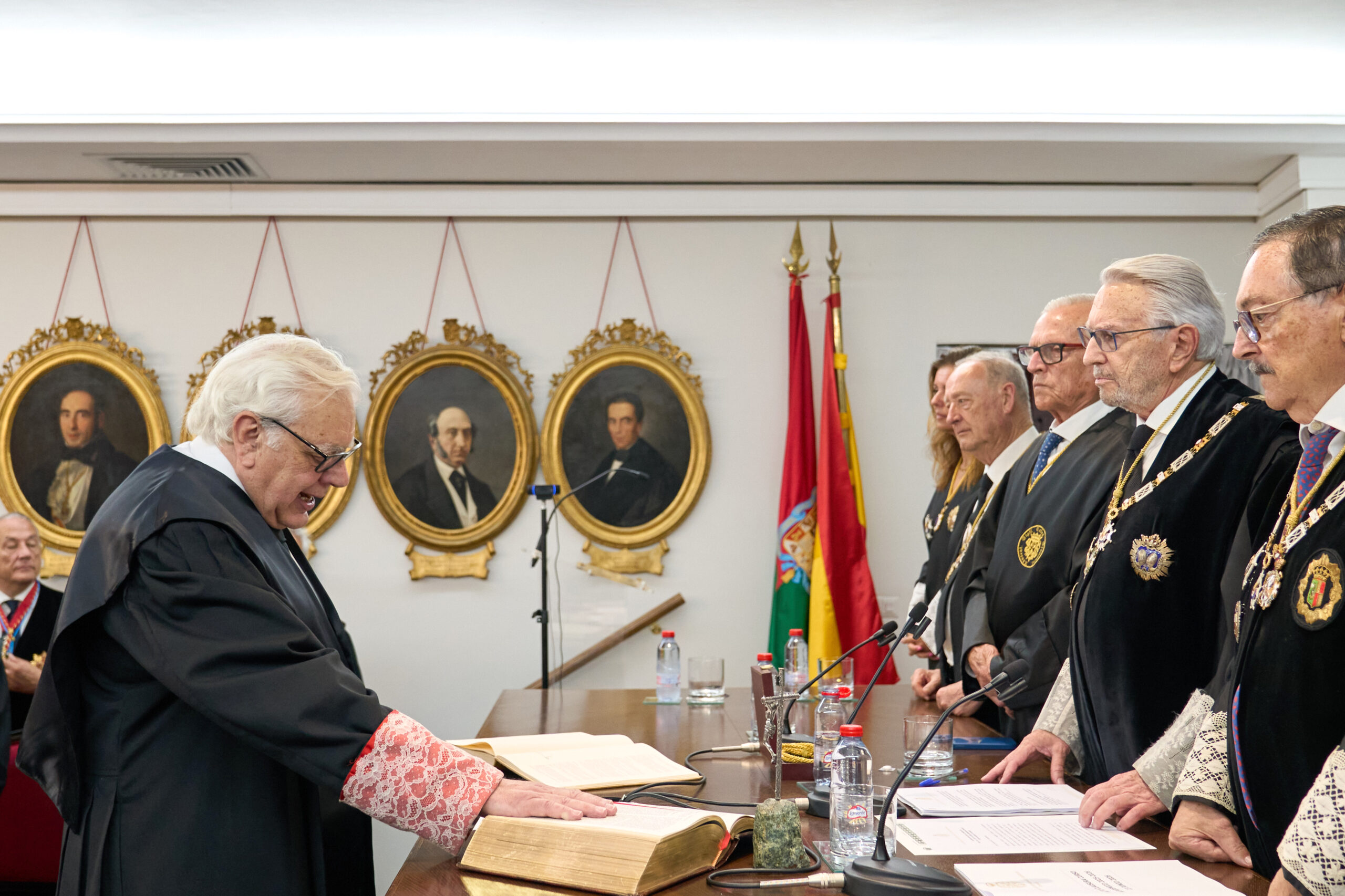 Recepción de José Luis Pérez-Serrabona