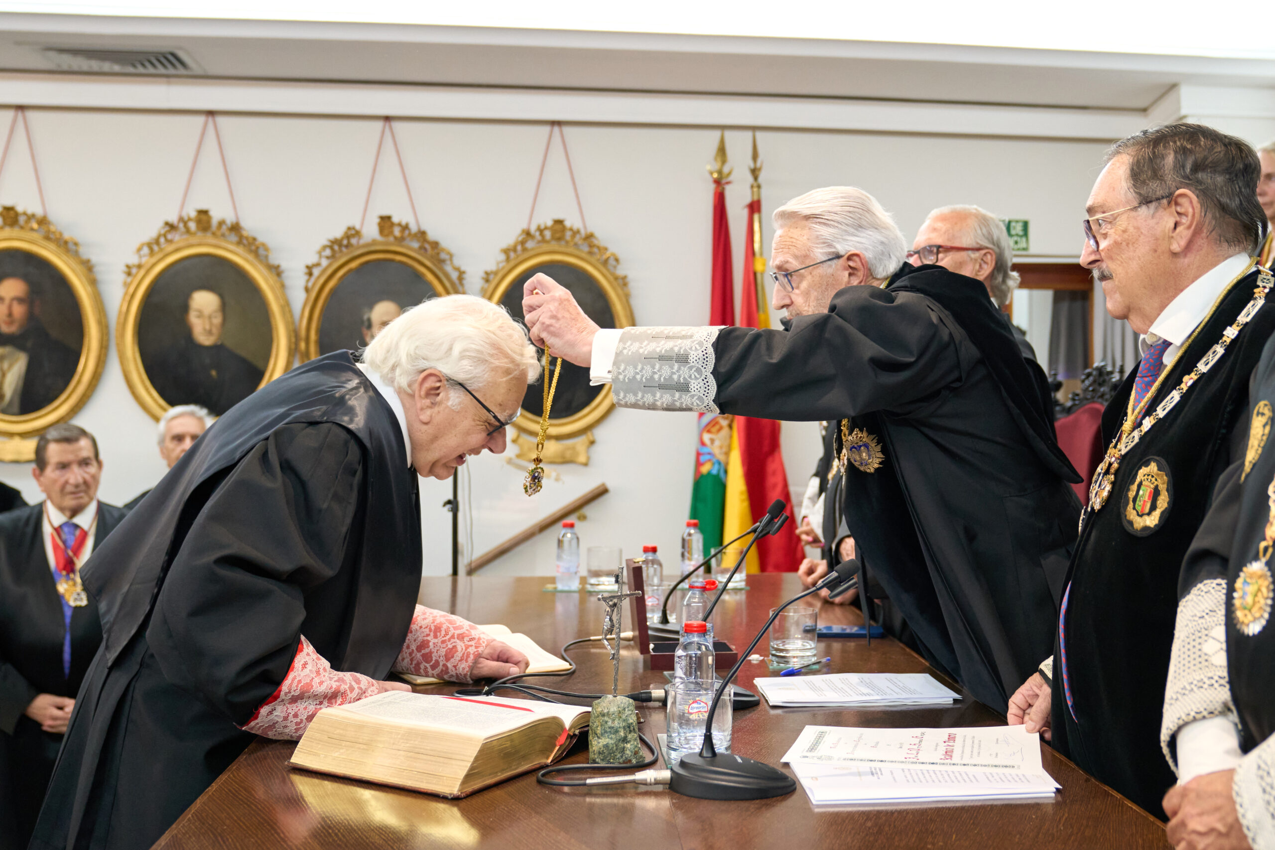Recepción de José Luis Pérez-Serrabona