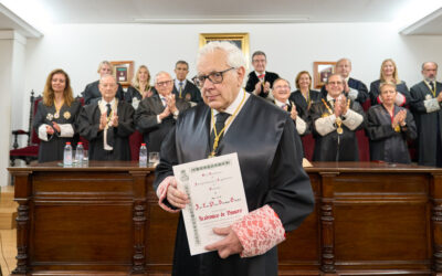 Pérez-Serrabona ingresa como Académico de Número de la Corporación destacando el valor de las exposiciones de motivos